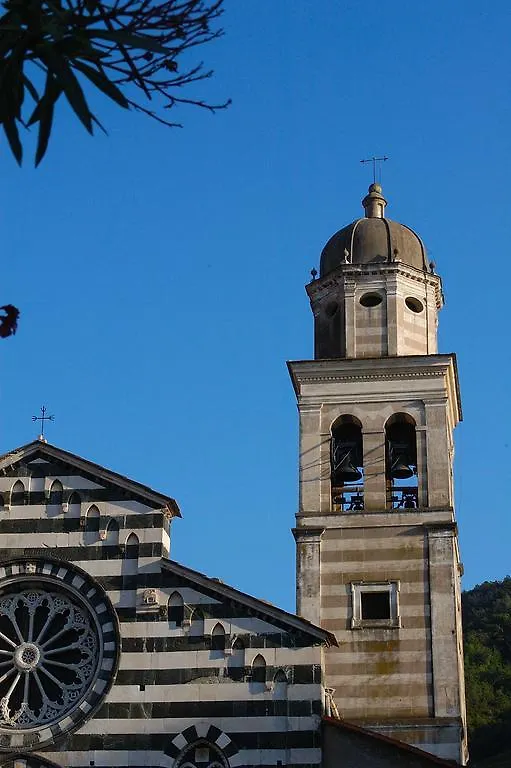 Lyric Hotel Levanto 0*,